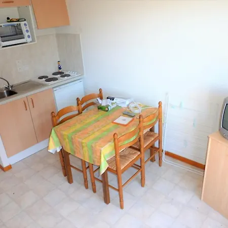 T2 Avec Terrasse, Parking Et Cave - 4 Pers, Proche Randonnees Et Fond - Fr-1-573-43 * Bonnevaux (Haute-Savoie)