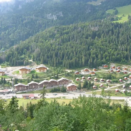 T2 Avec Terrasse, Parking Et Cave - 4 Pers, Proche Randonnees Et Fond - Fr-1-573-43 *