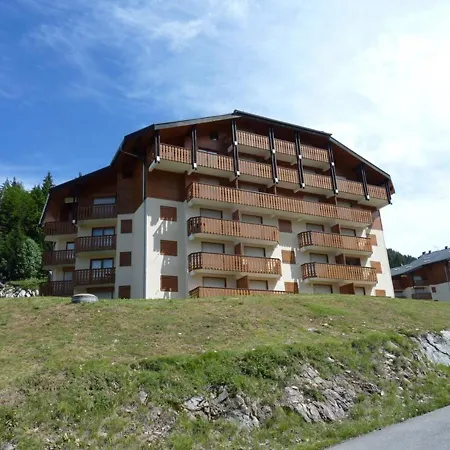 T2 Avec Terrasse, Parking Et Cave - 4 Pers, Proche Randonnees Et Fond - Fr-1-573-43 Apartment *